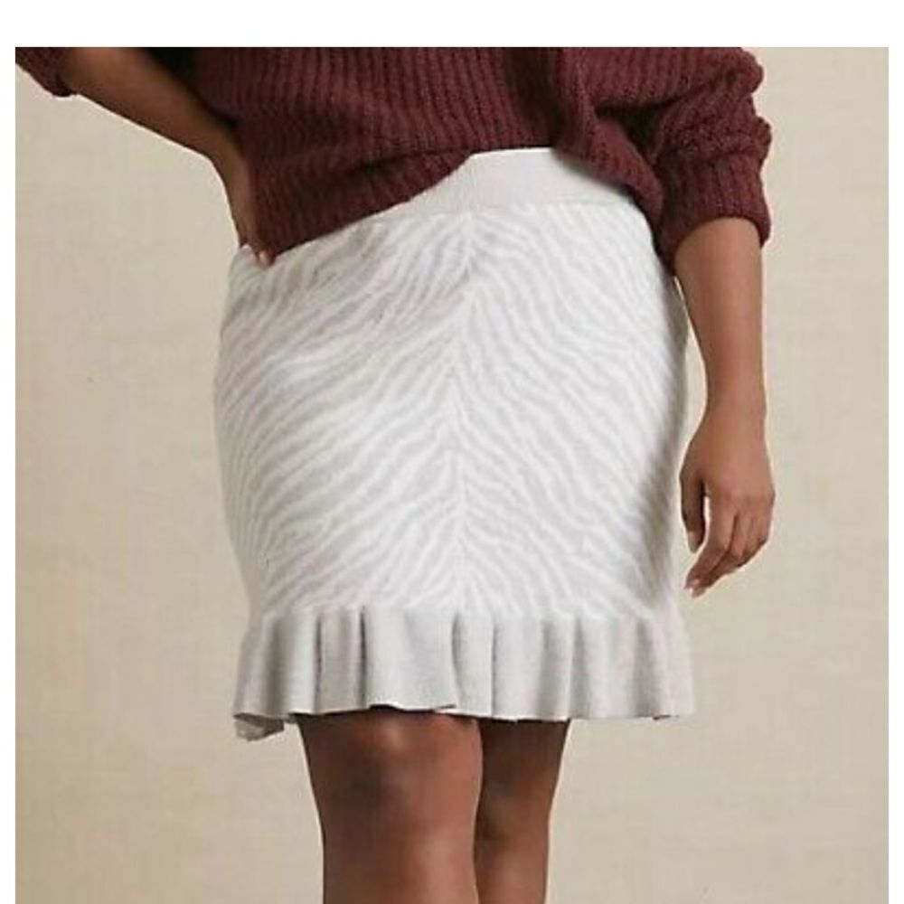 Dolan left coast  zebra ruffle knit mini skirt - Picture 5 of 14
